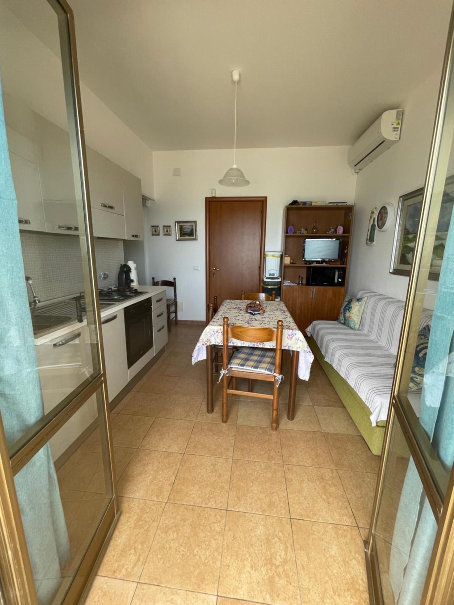 Paradiso Fronte Mare Villa Agnone Bagni Exterior foto