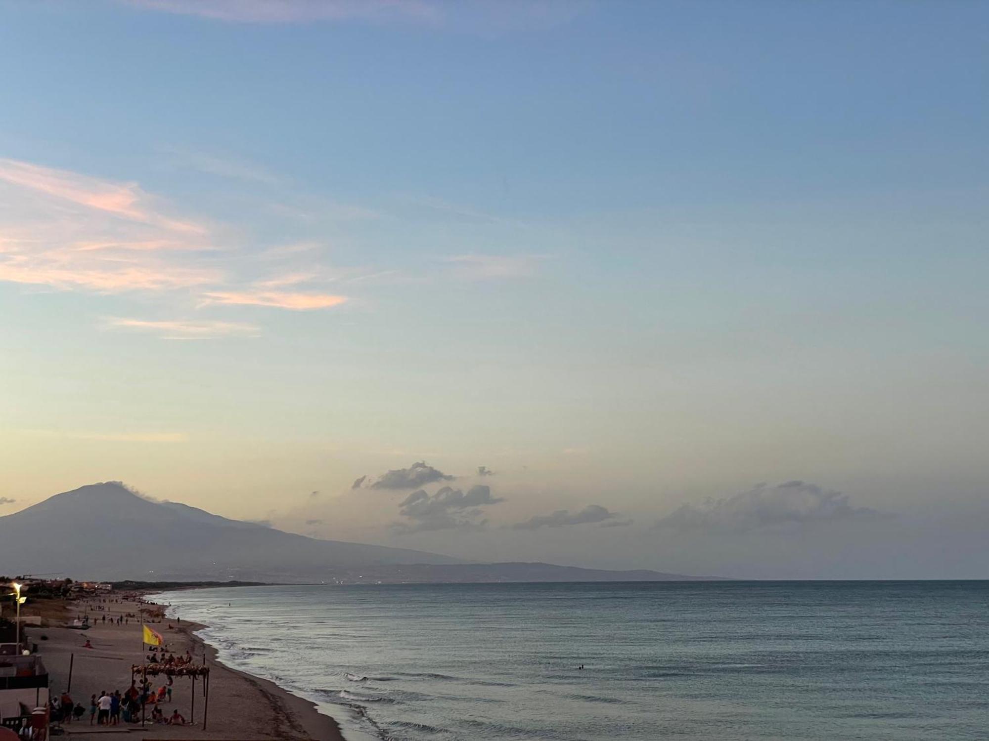 Paradiso Fronte Mare Villa Agnone Bagni Exterior foto