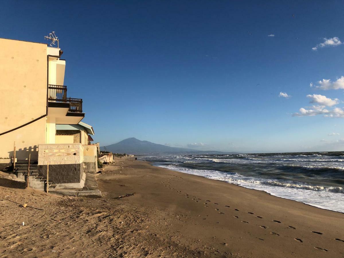 Paradiso Fronte Mare Villa Agnone Bagni Exterior foto