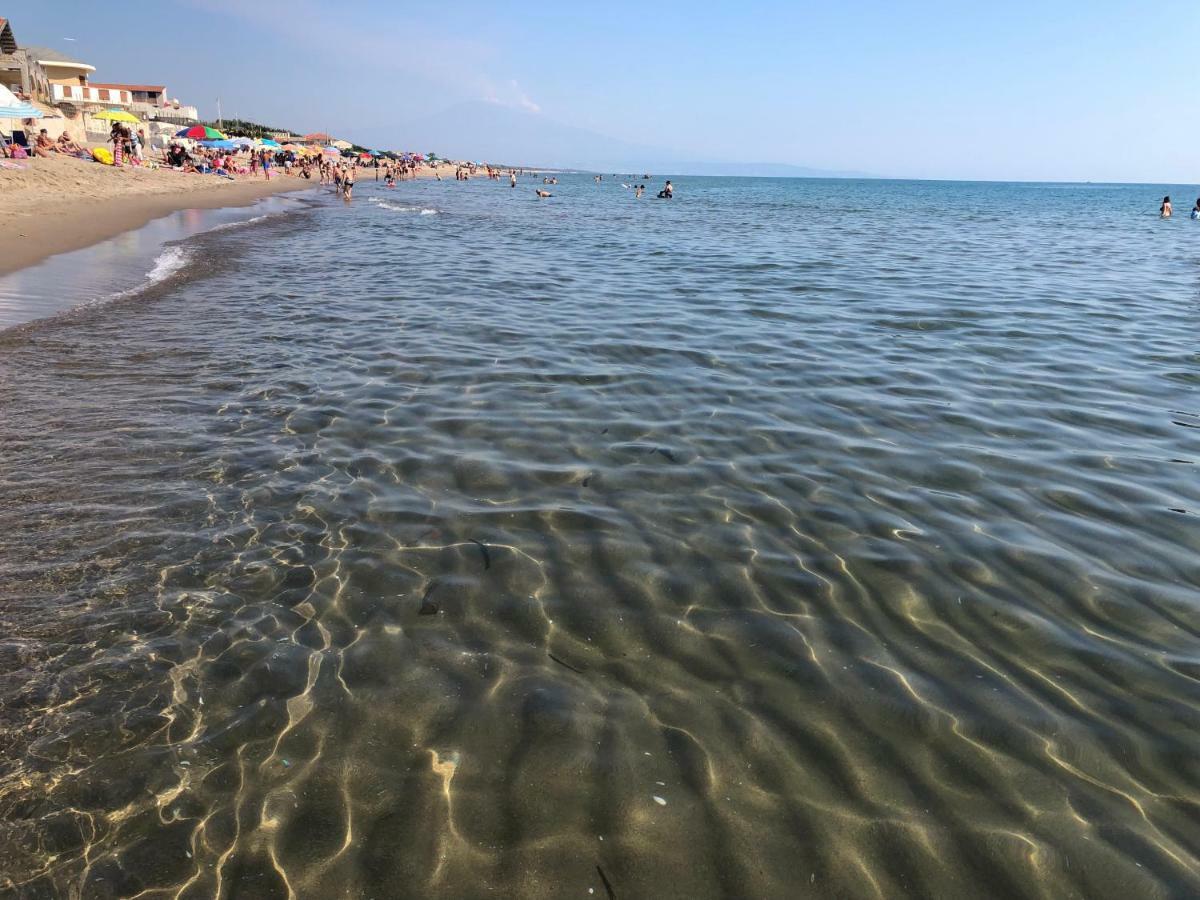 Paradiso Fronte Mare Villa Agnone Bagni Exterior foto