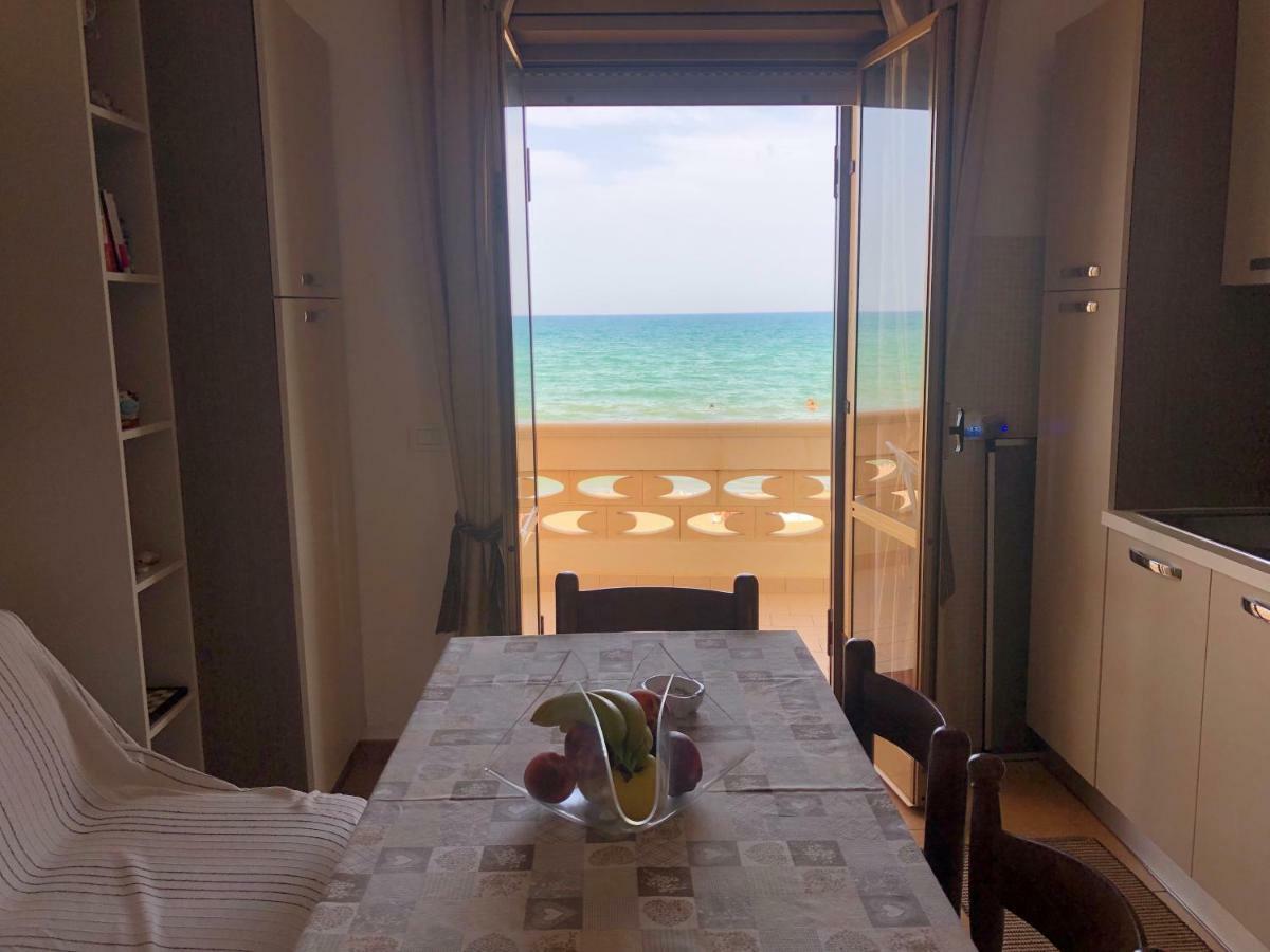 Paradiso Fronte Mare Villa Agnone Bagni Exterior foto